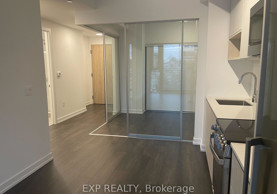 799-the-queensway-etobicoke-ontario-w13030632