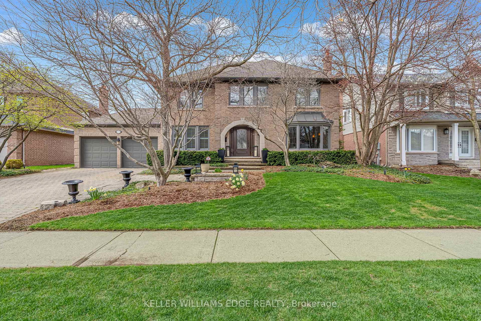 4133-millcroft-park-drive-burlington-ontario-w13030814