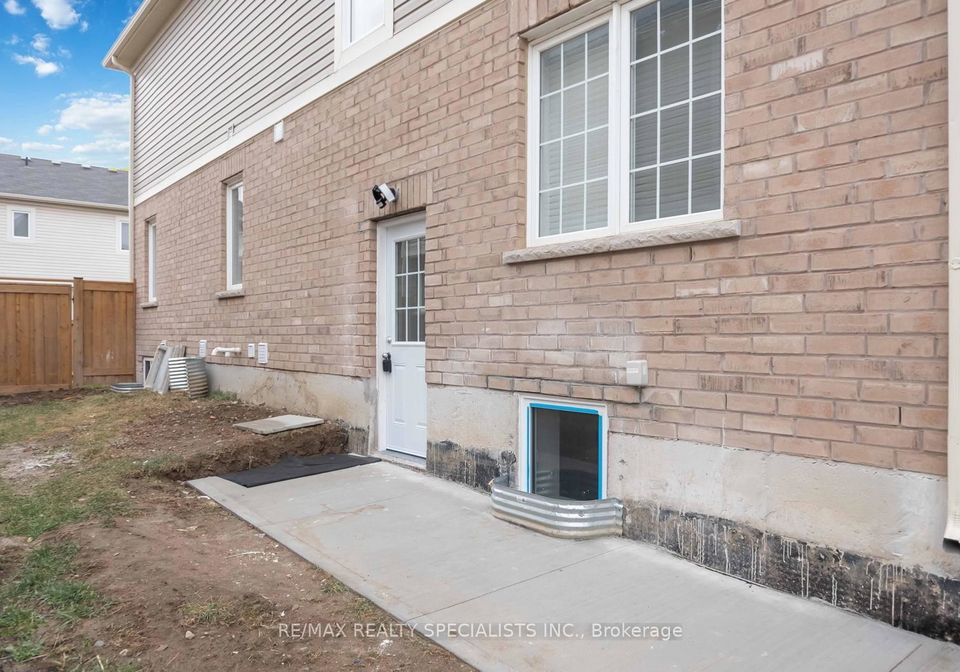98-benhurst-crescent-brampton-ontario-w13030906