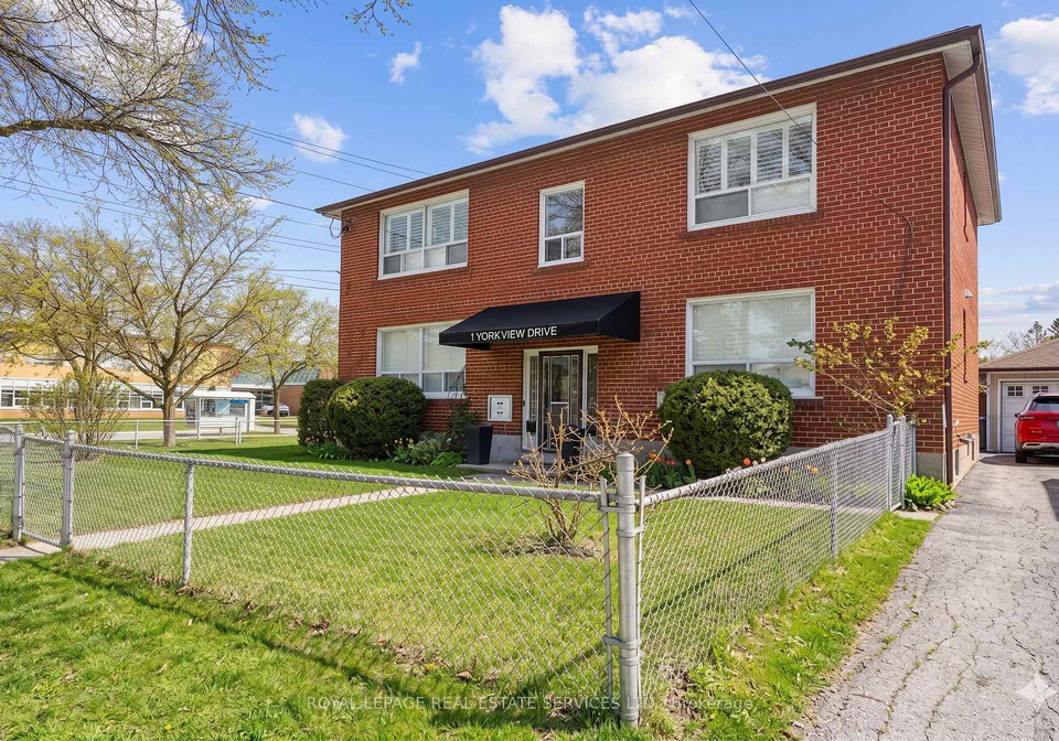 1-yorkview-drive-etobicoke-ontario-w13030926