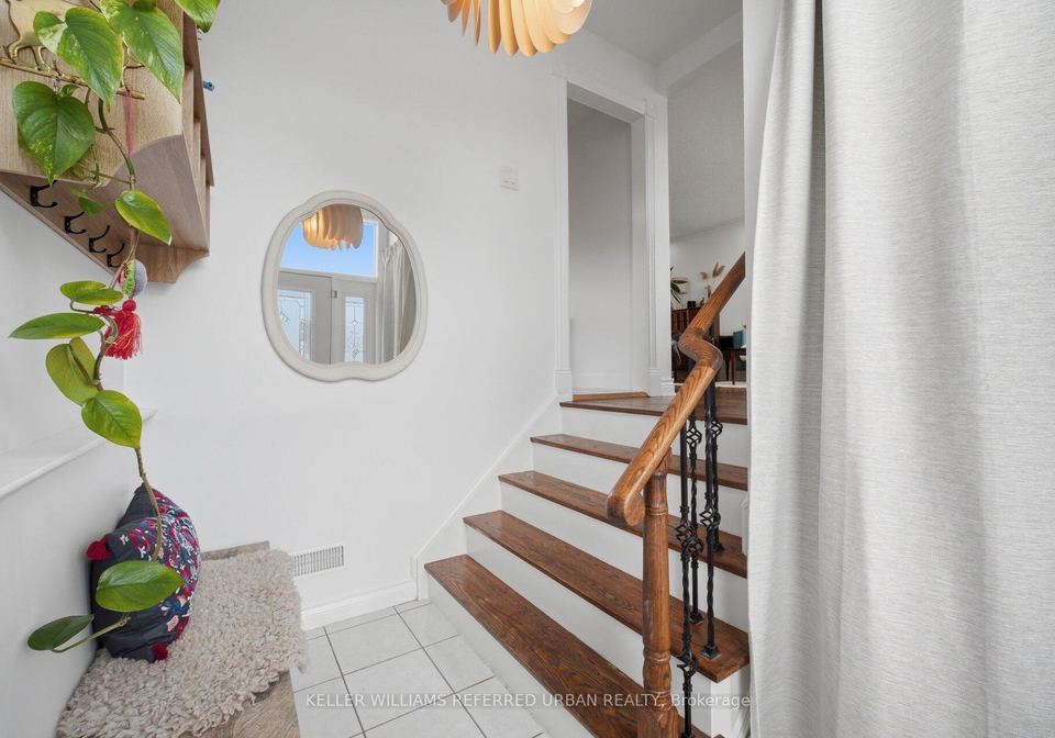 4135-dunmow-crescent-mississauga-ontario-w13030940
