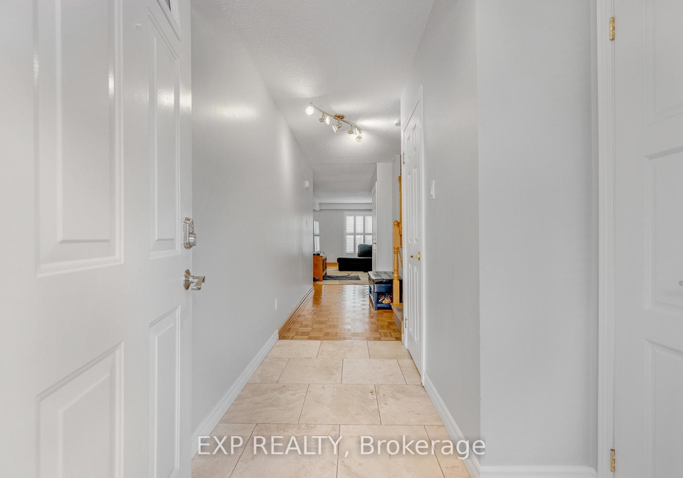 750-burnhamthorpe-road-e-mississauga-ontario-w13031100