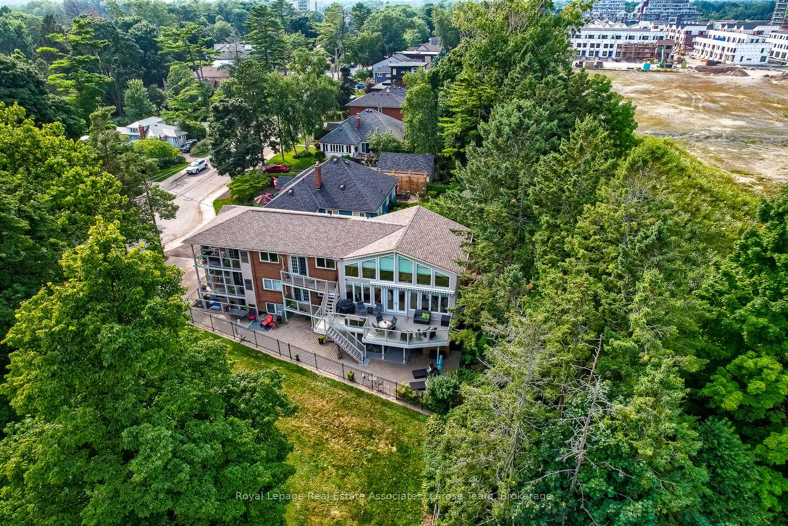 75-maple-avenue-s-mississauga-ontario-w13031182