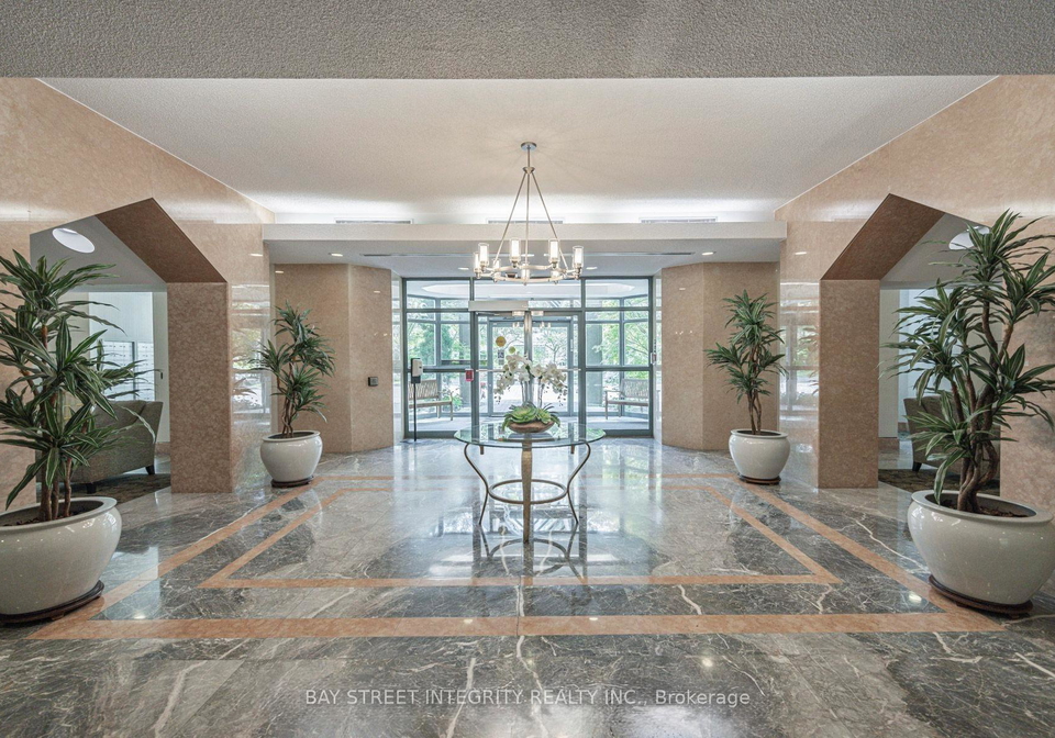 2177-burnhamthorpe-road-w-mississauga-ontario-w13031290