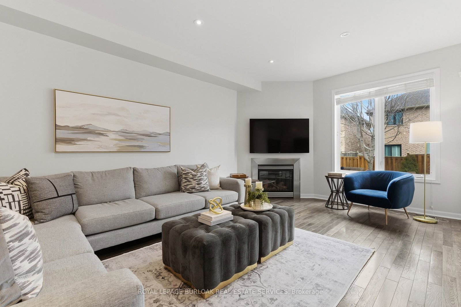 2267-whistling-springs-crescent-oakville-ontario-w13031472