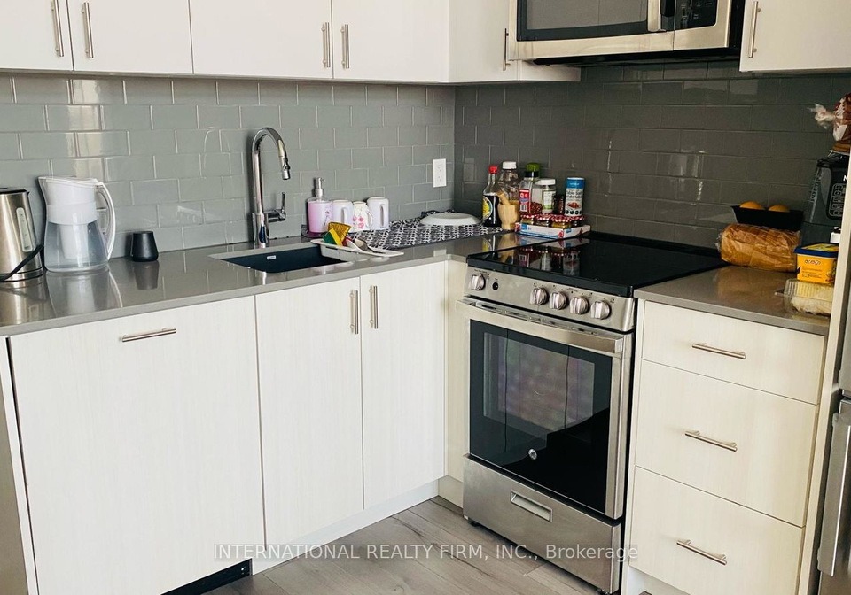 1195-the-queensway-etobicoke-ontario-w13031766