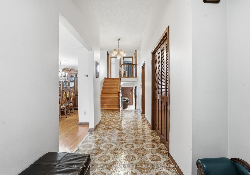 6-urban-court-etobicoke-ontario-w13031784