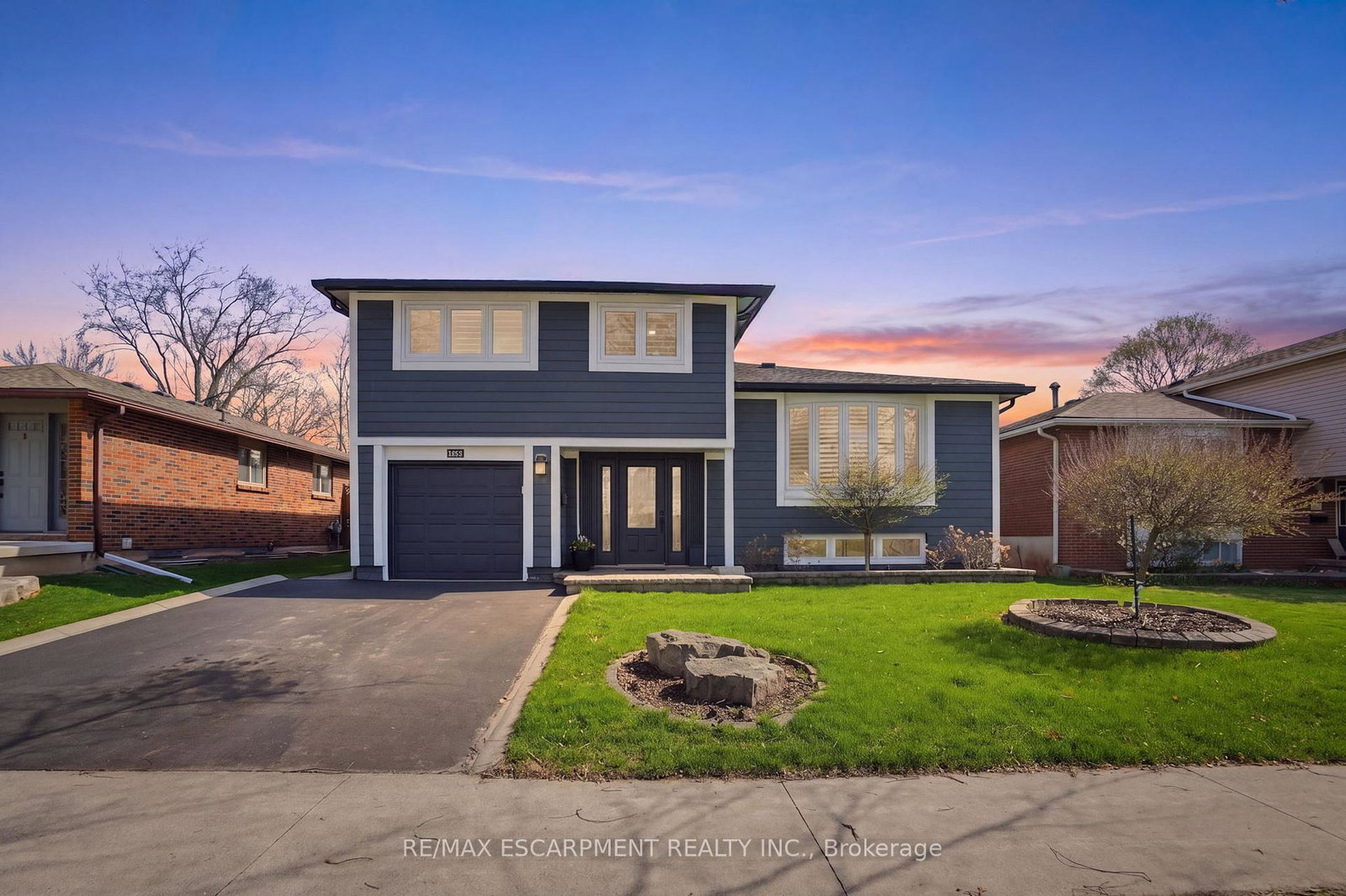 663-mullin-way-burlington-ontario-w13031876