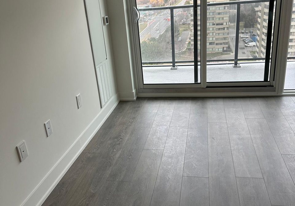 204-burnhamthrope-road-e-mississauga-ontario-w13031906