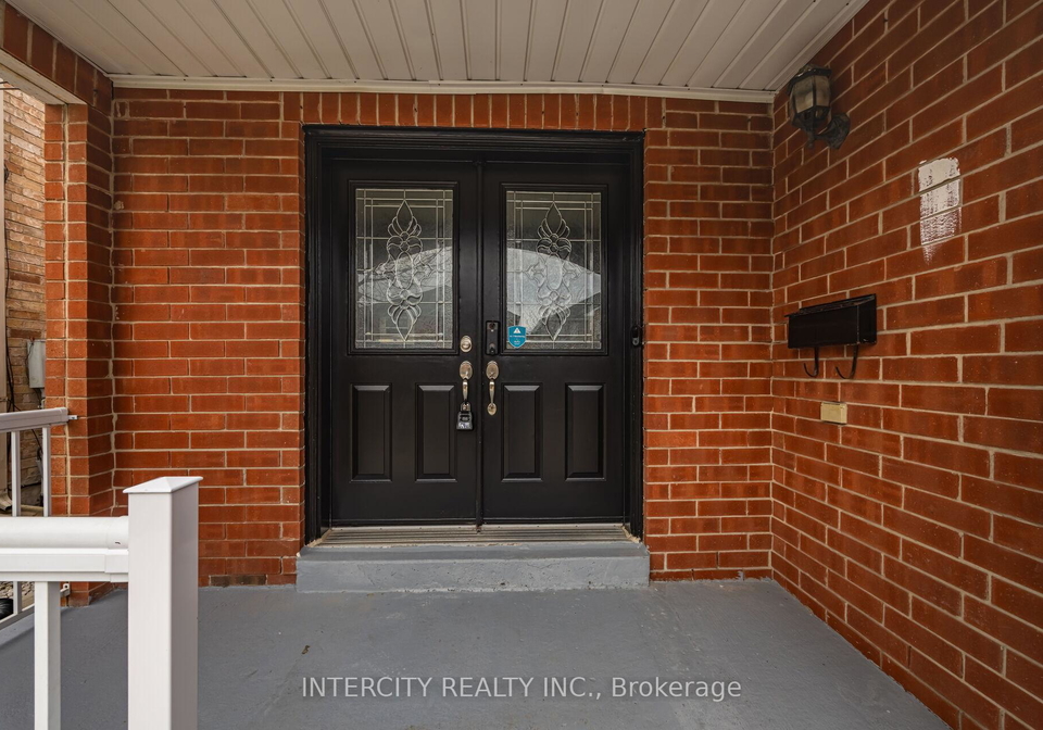10-capistro-street-brampton-ontario-w13032130