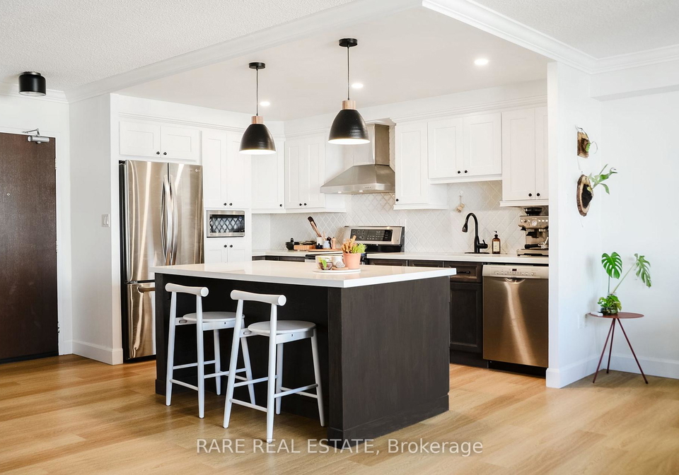135-marlee-avenue-north-york-ontario-w13032208