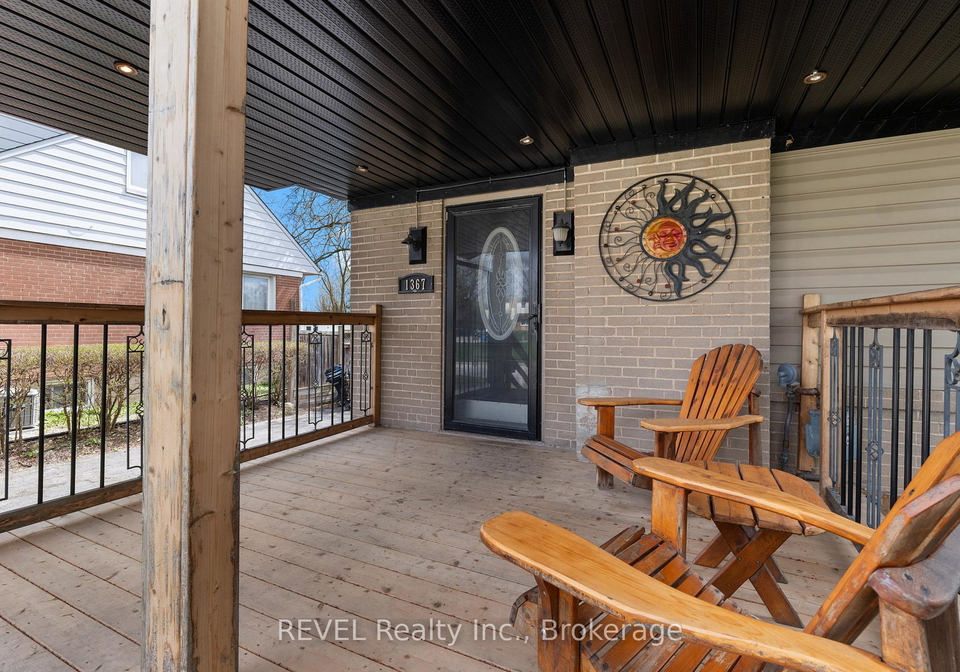 1367-st-marys-crescent-burlington-ontario-w13032520