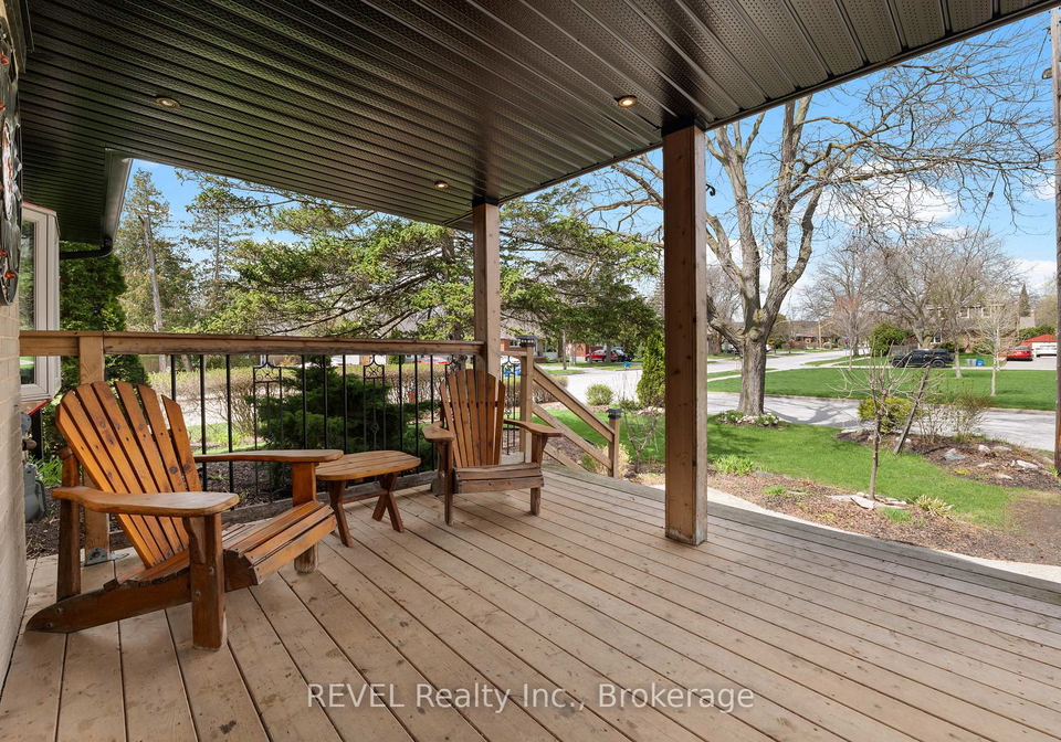 1367-st-marys-crescent-burlington-ontario-w13032520