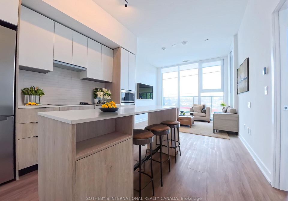 1007-the-queensway-etobicoke-ontario-w13032536