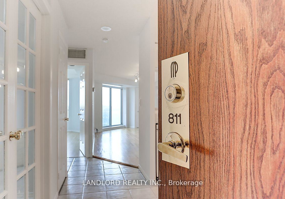 190-manitoba-street-etobicoke-ontario-w13032726
