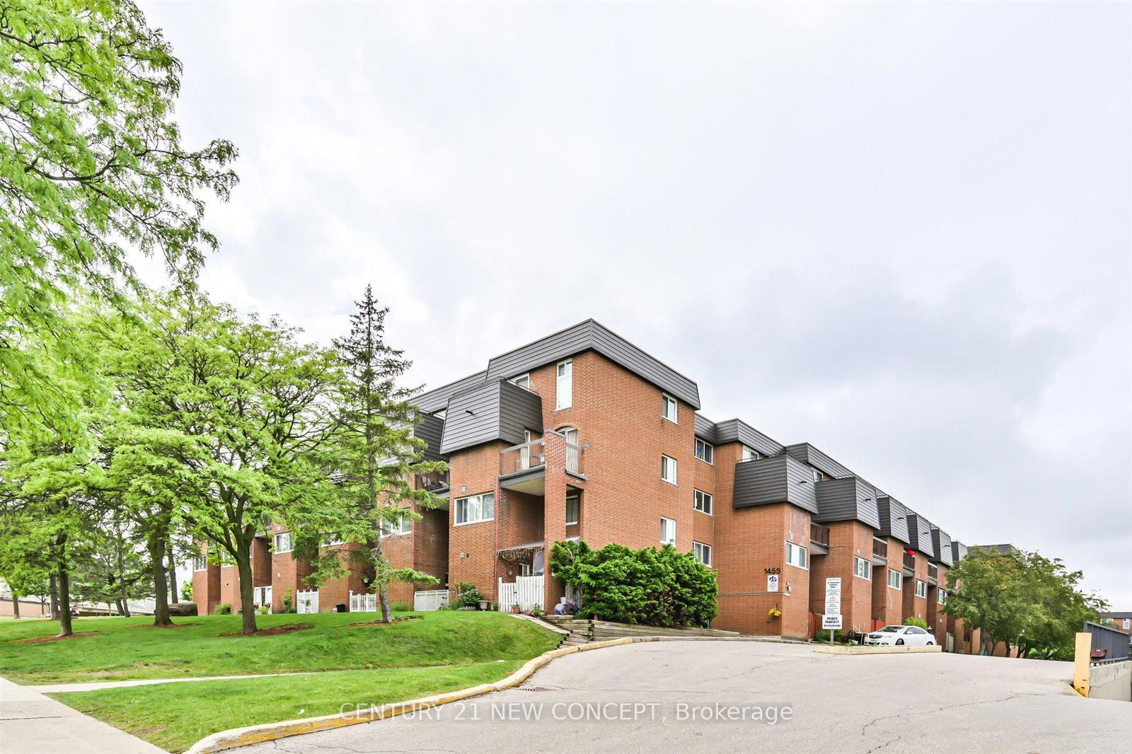 1455-williamsport-drive-mississauga-ontario-w13032856
