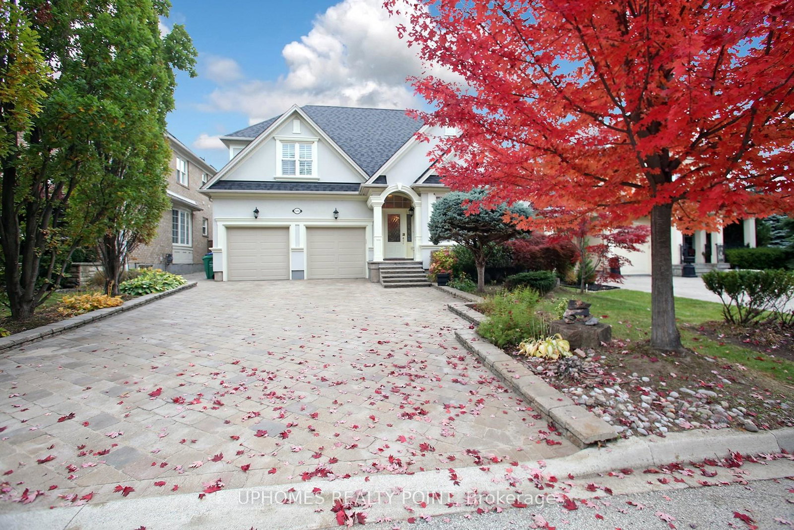 549-renshaw-court-mississauga-ontario-w13032996