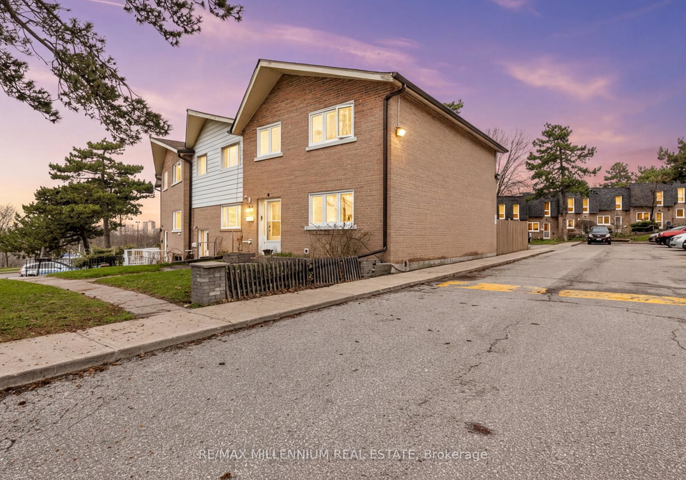 10-grandravine-drive-york-ontario-w13033208