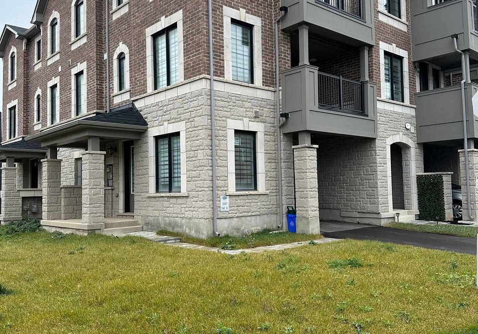 1593-moira-crescent-milton-ontario-w13033348