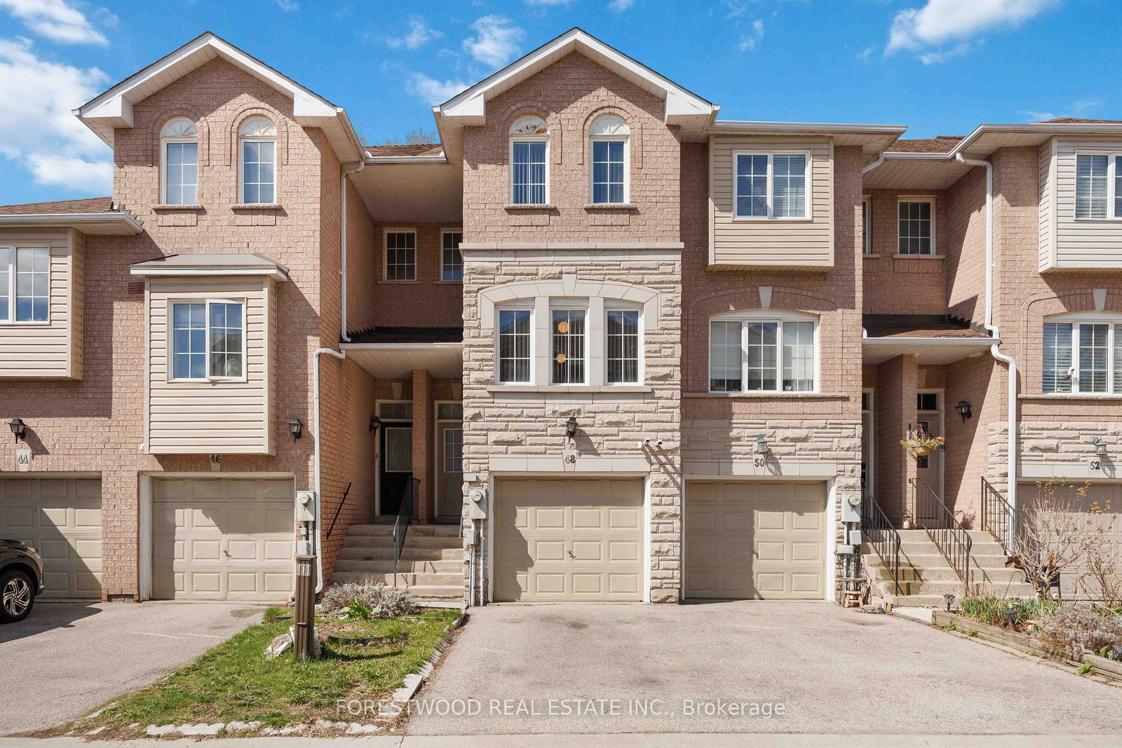 48-pioneer-avenue-north-york-ontario-w13033366