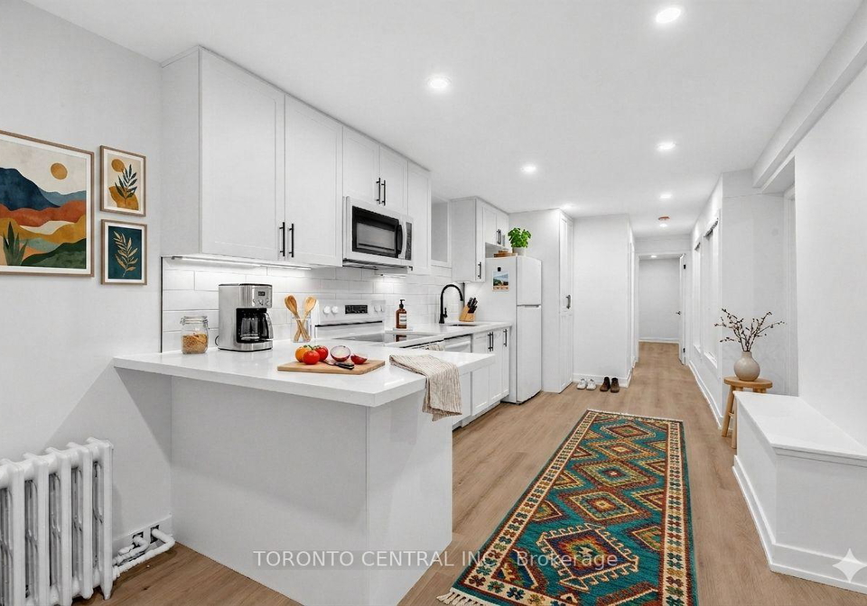 171-parkside-drive-toronto-ontario-w13033662