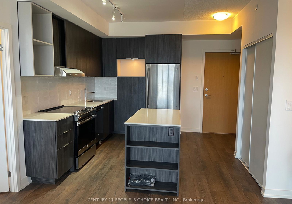 2520-eglinton-avenue-w-mississauga-ontario-w13033700