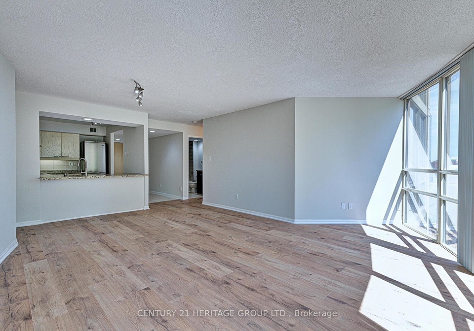 50-eglinton-avenue-w-mississauga-ontario-w13033710