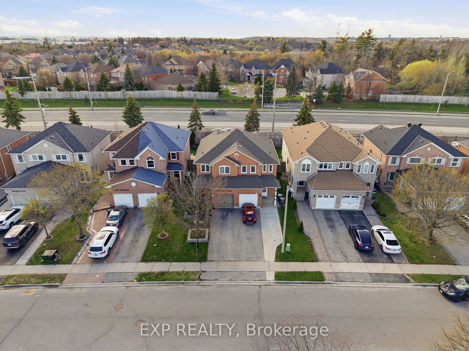 1386-quest-circle-mississauga-ontario-w13033716