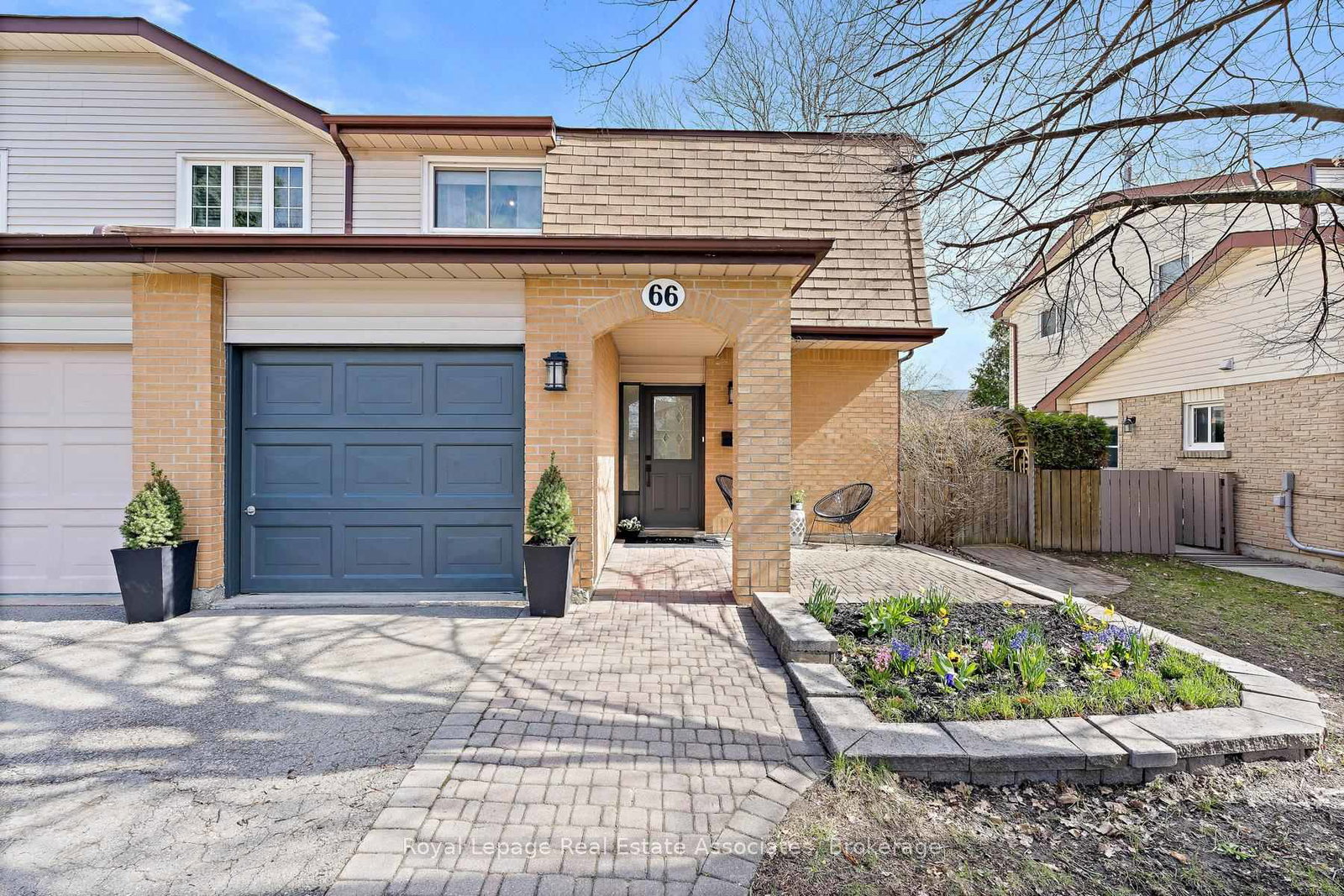 66-lawndale-crescent-brampton-ontario-w13033842