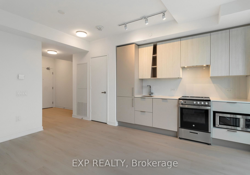 3900-confederation-parkway-mississauga-ontario-w13033878