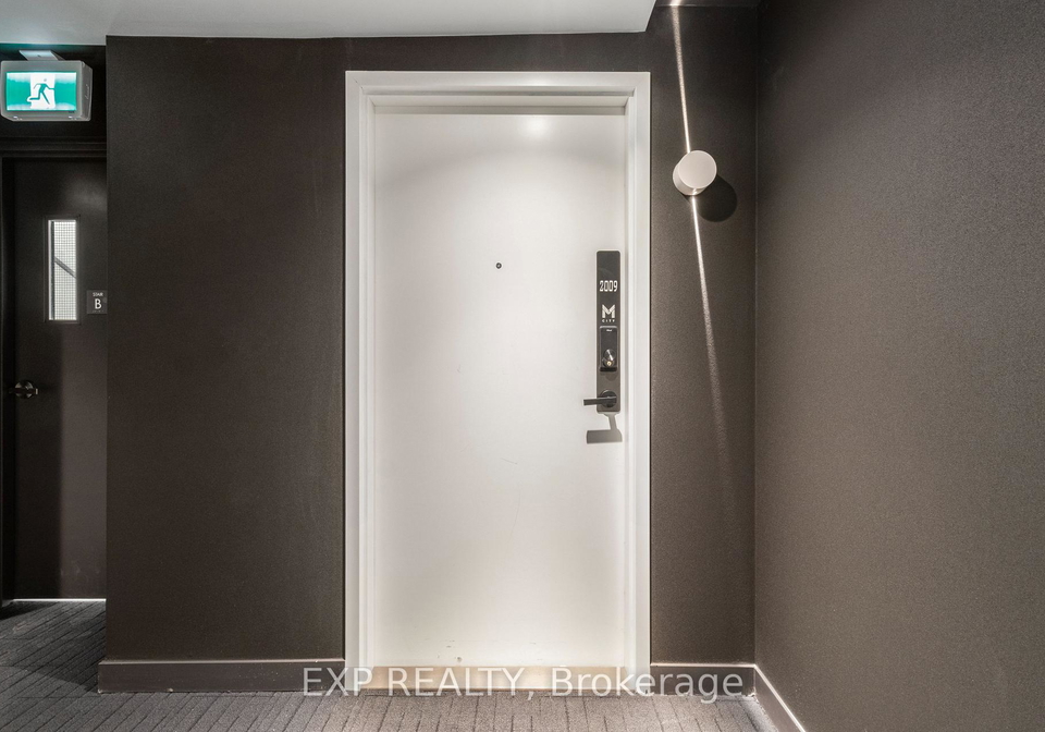 3900-confederation-parkway-mississauga-ontario-w13033878