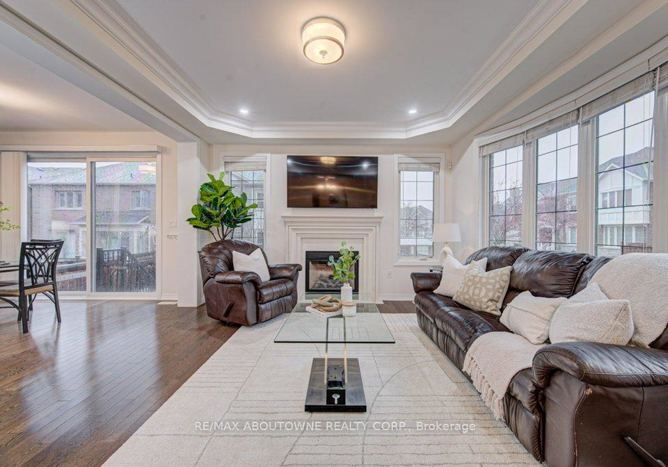 178-cherryhurst-road-oakville-ontario-w13034088
