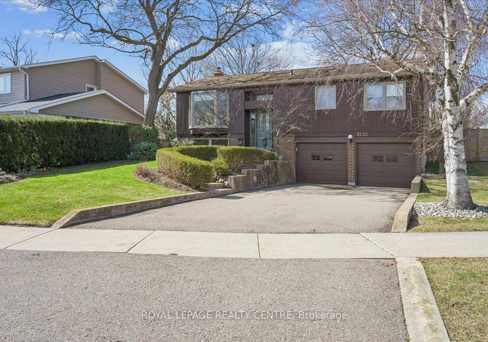 3232-crosstree-court-mississauga-ontario-w13034162