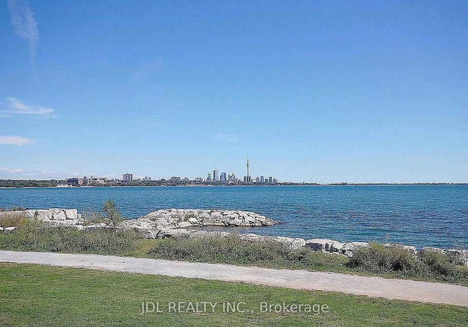 70-annie-craig-drive-etobicoke-ontario-w13034246