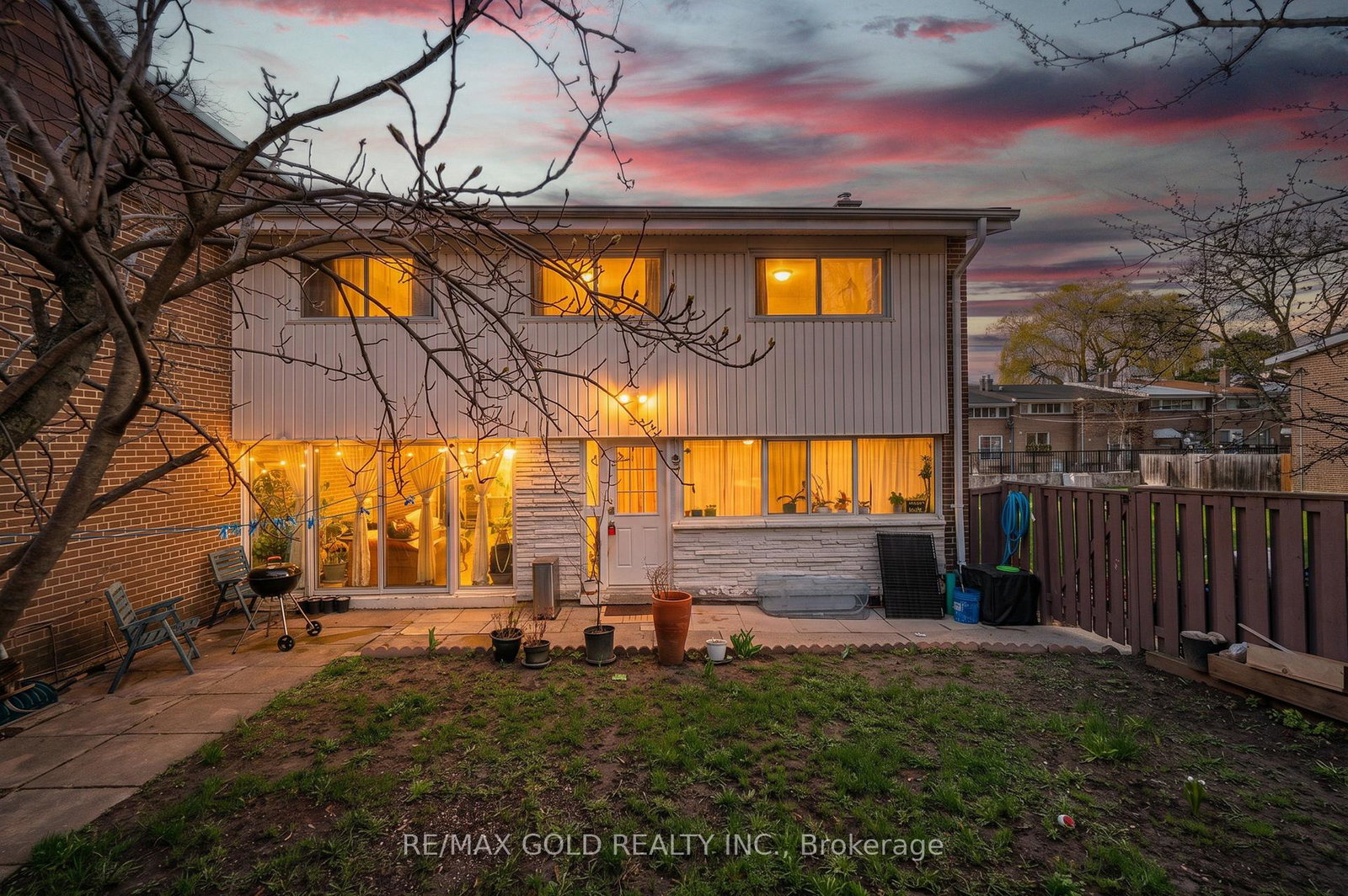 30-sentinel-road-york-ontario-w13034560