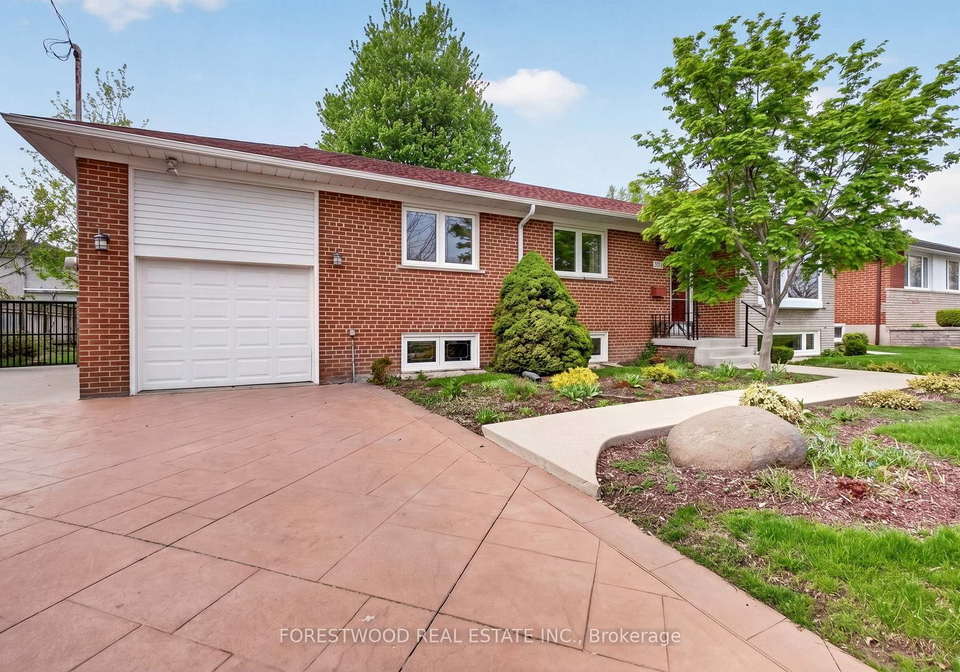 651-breckenridge-road-mississauga-ontario-w13034564