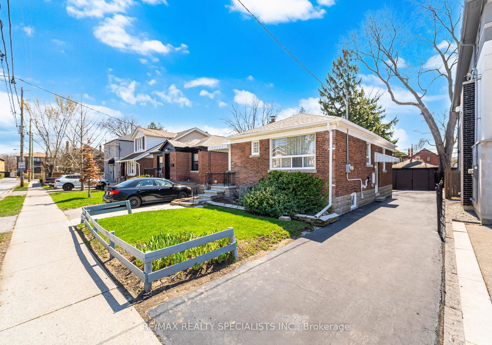 15-struthers-street-etobicoke-ontario-w13034694