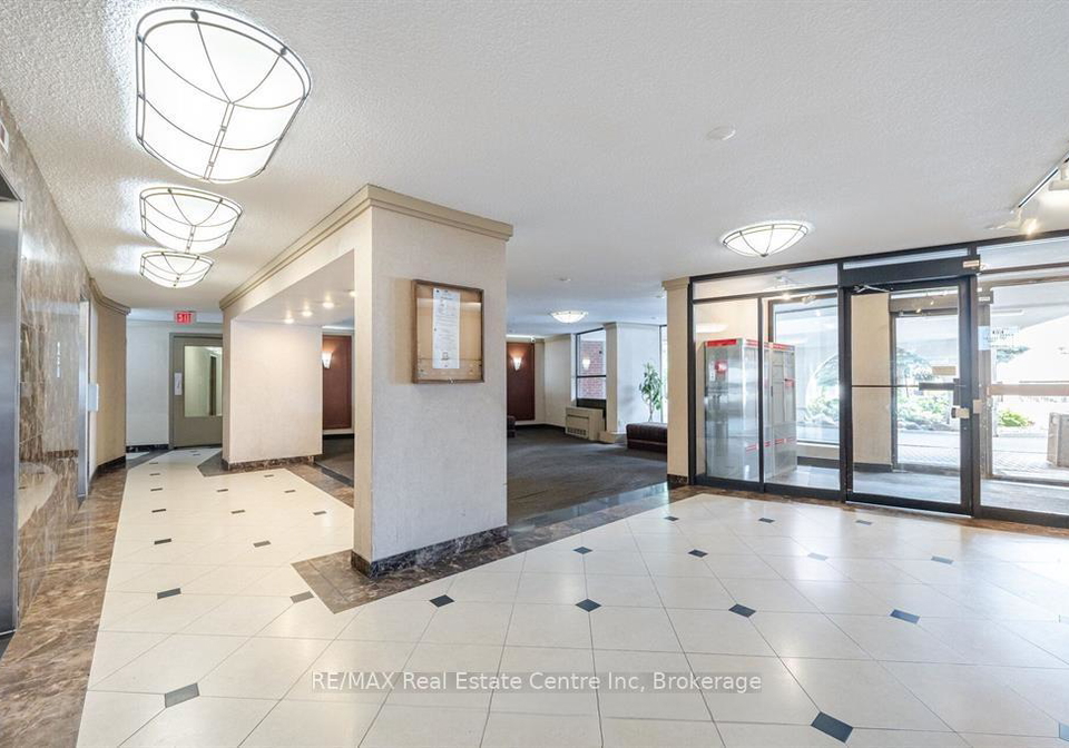 20-mississauga-valley-boulevard-mississauga-ontario-w13034932