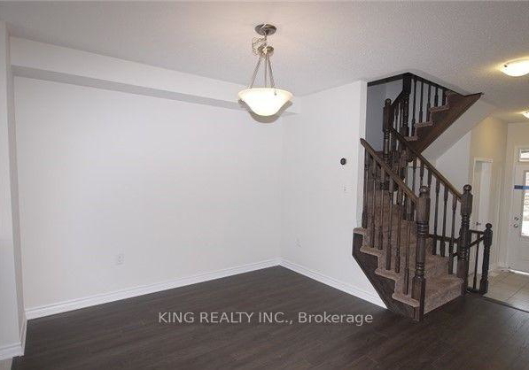 37-dregde-court-milton-ontario-w13035030