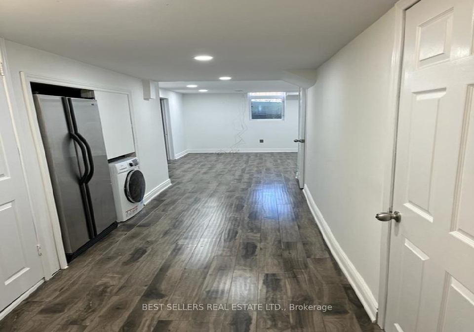 3045-hawktail-crescent-mississauga-ontario-w13035256