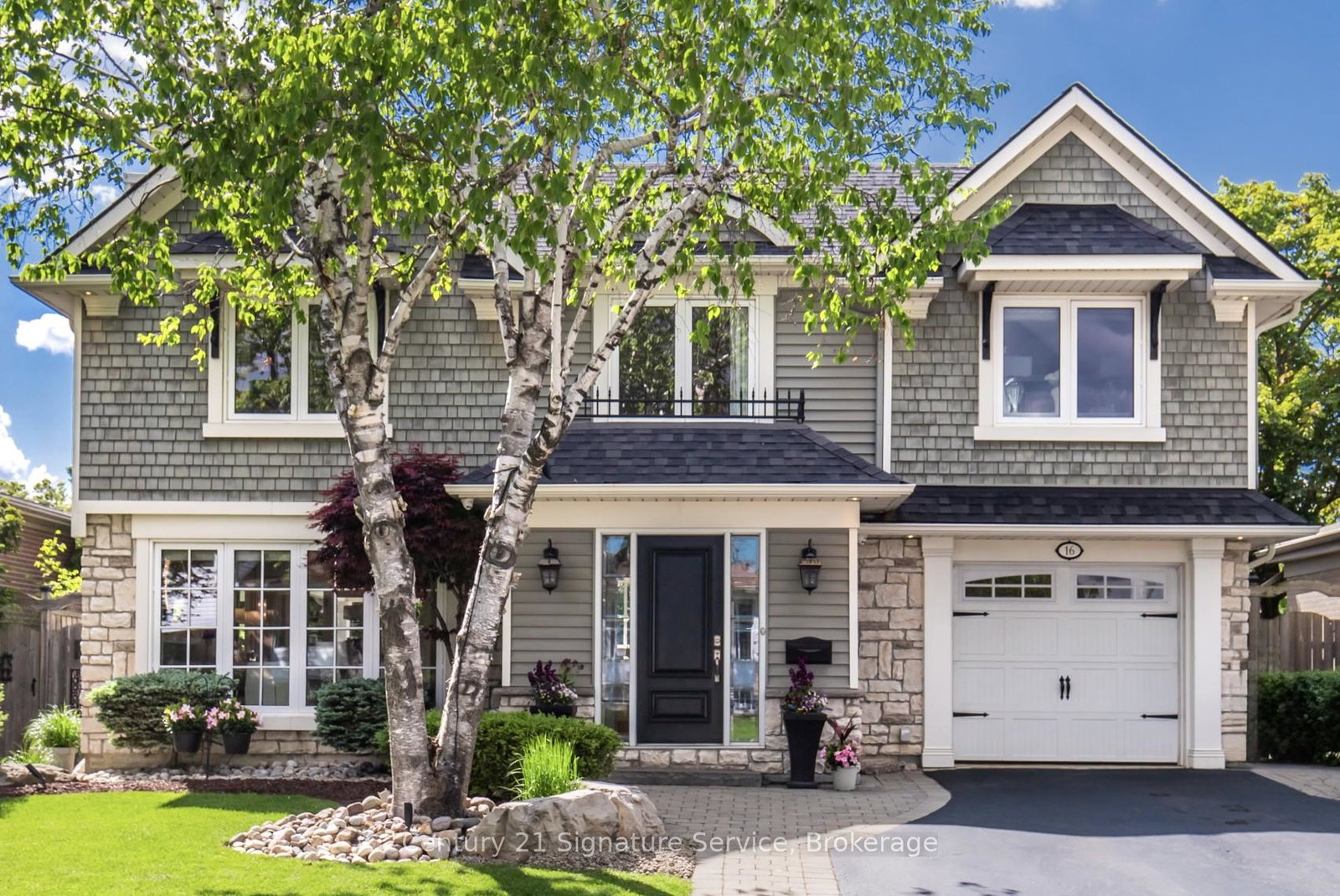 16-ferndale-crescent-brampton-ontario-w13035322