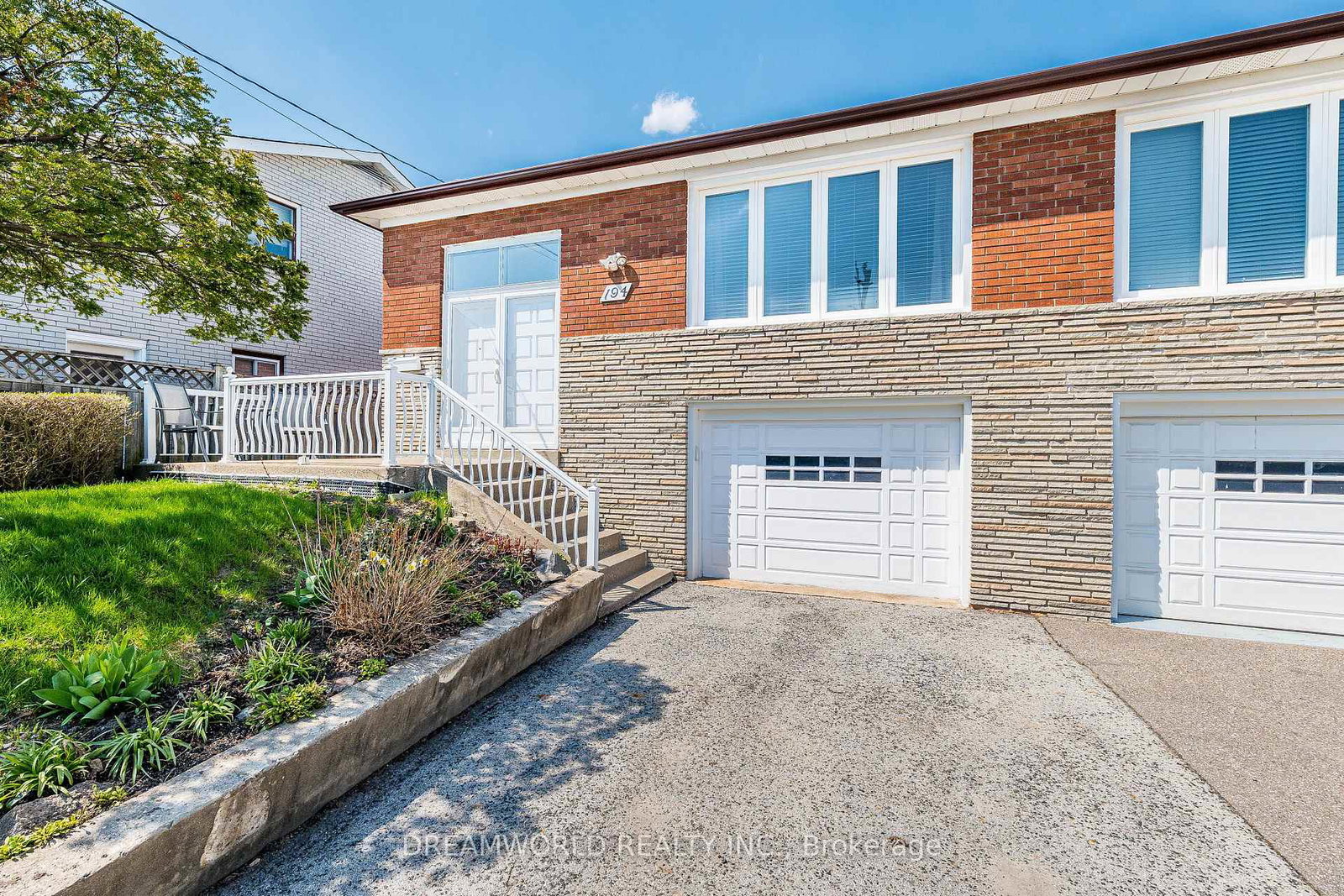 194-giltspur-drive-york-ontario-w13035476