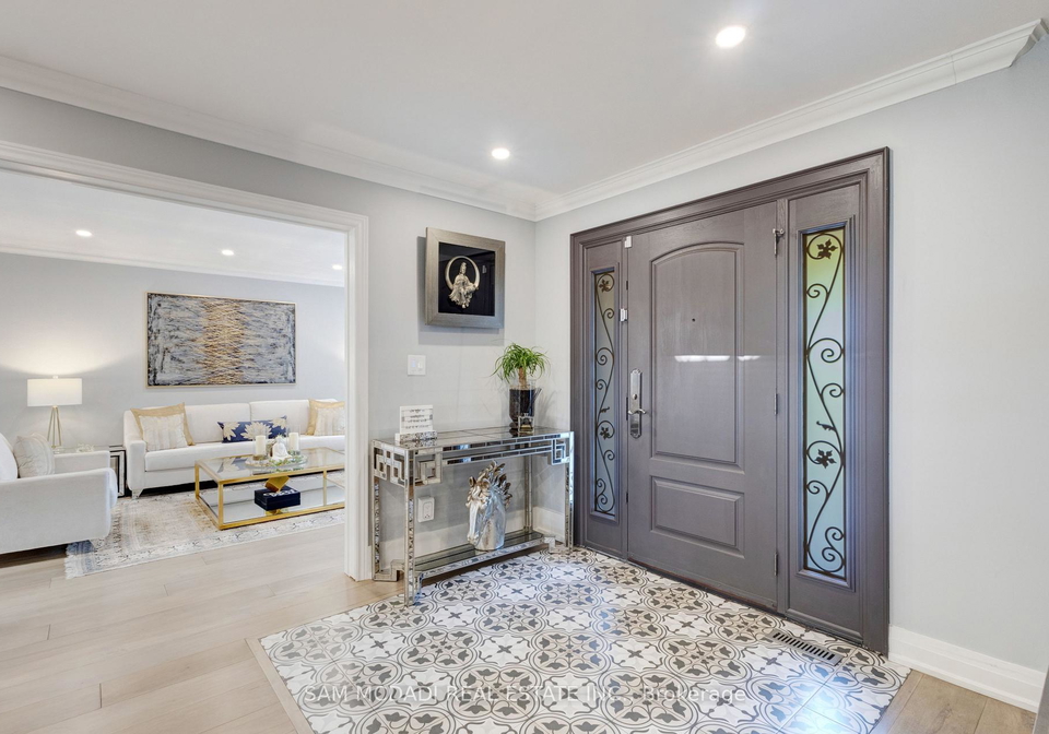807-indian-road-mississauga-ontario-w13035504