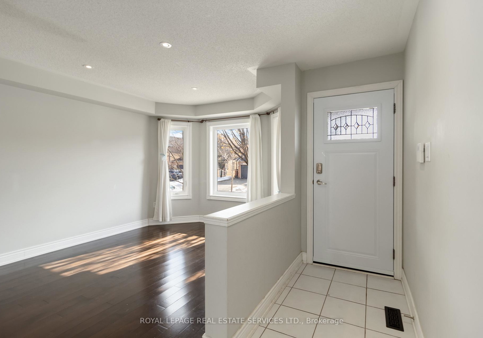 2400-bankside-drive-mississauga-ontario-w13035632