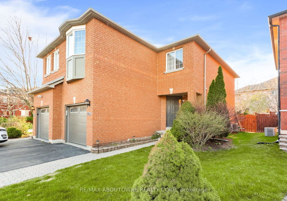1363-brookstar-drive-oakville-ontario-w13035642