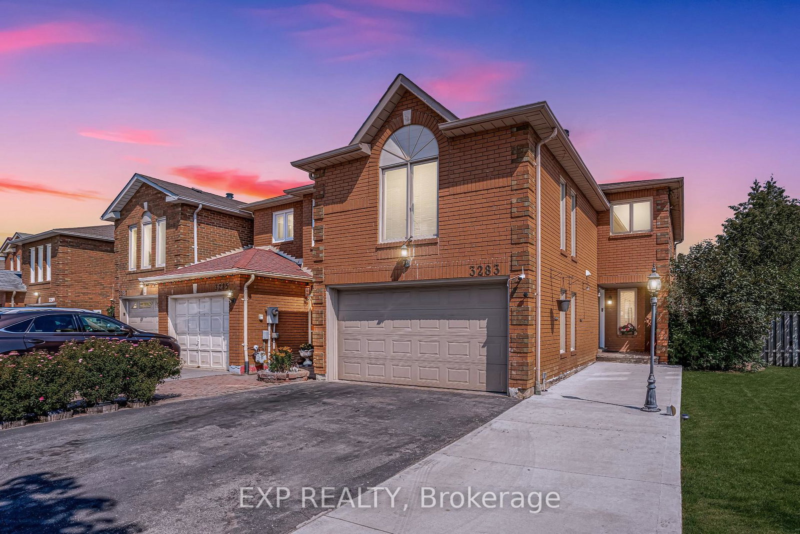 3283-bobwhite-mews-mississauga-ontario-w13035798