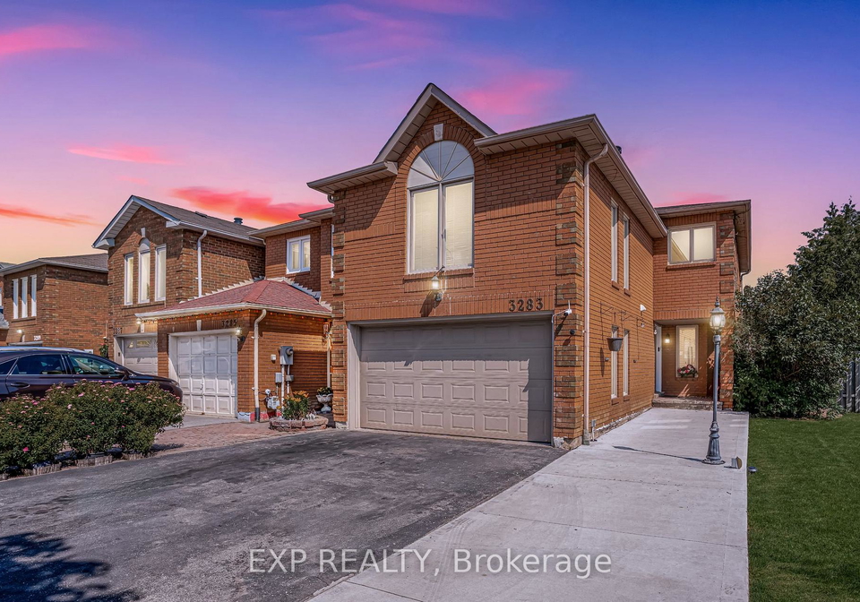 3283-bobwhite-mews-mississauga-ontario-w13035798