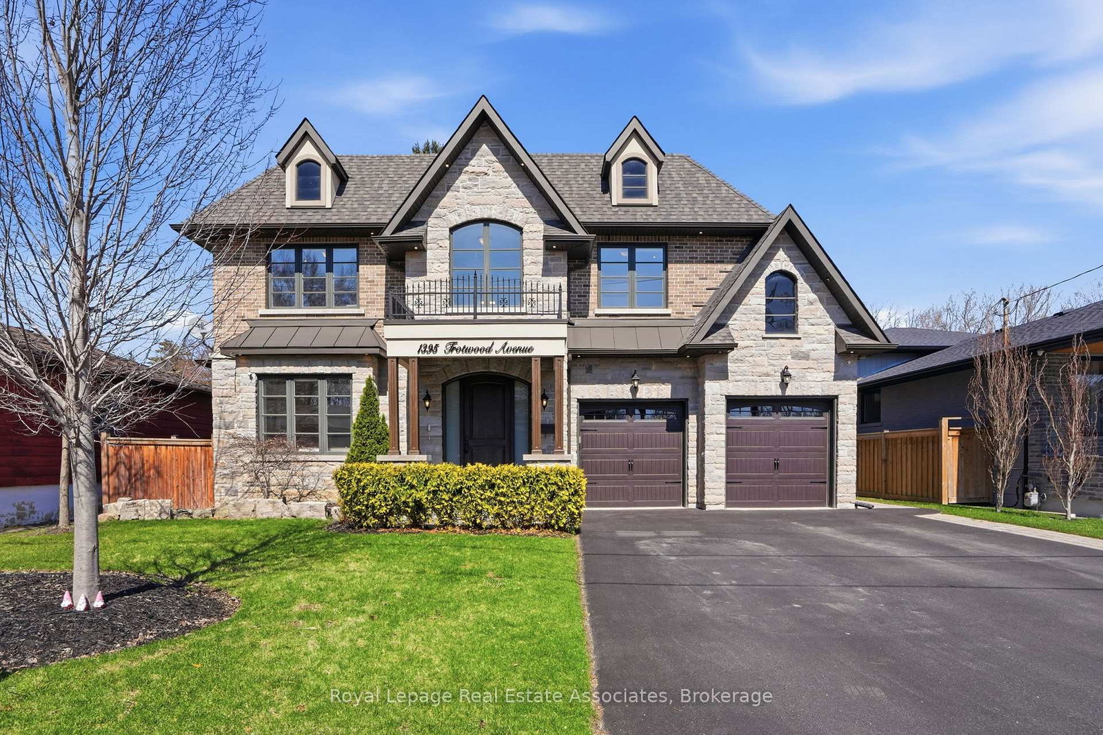 1395-trotwood-avenue-mississauga-ontario-w13035806