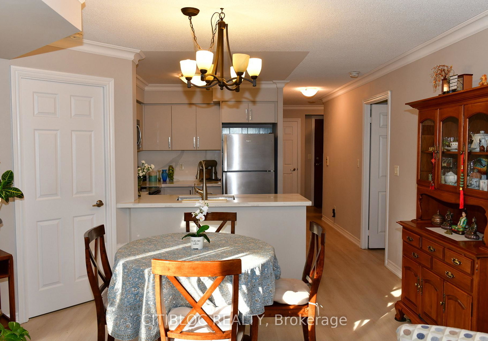 310-burnhamthorpe-road-w-mississauga-ontario-w13035838