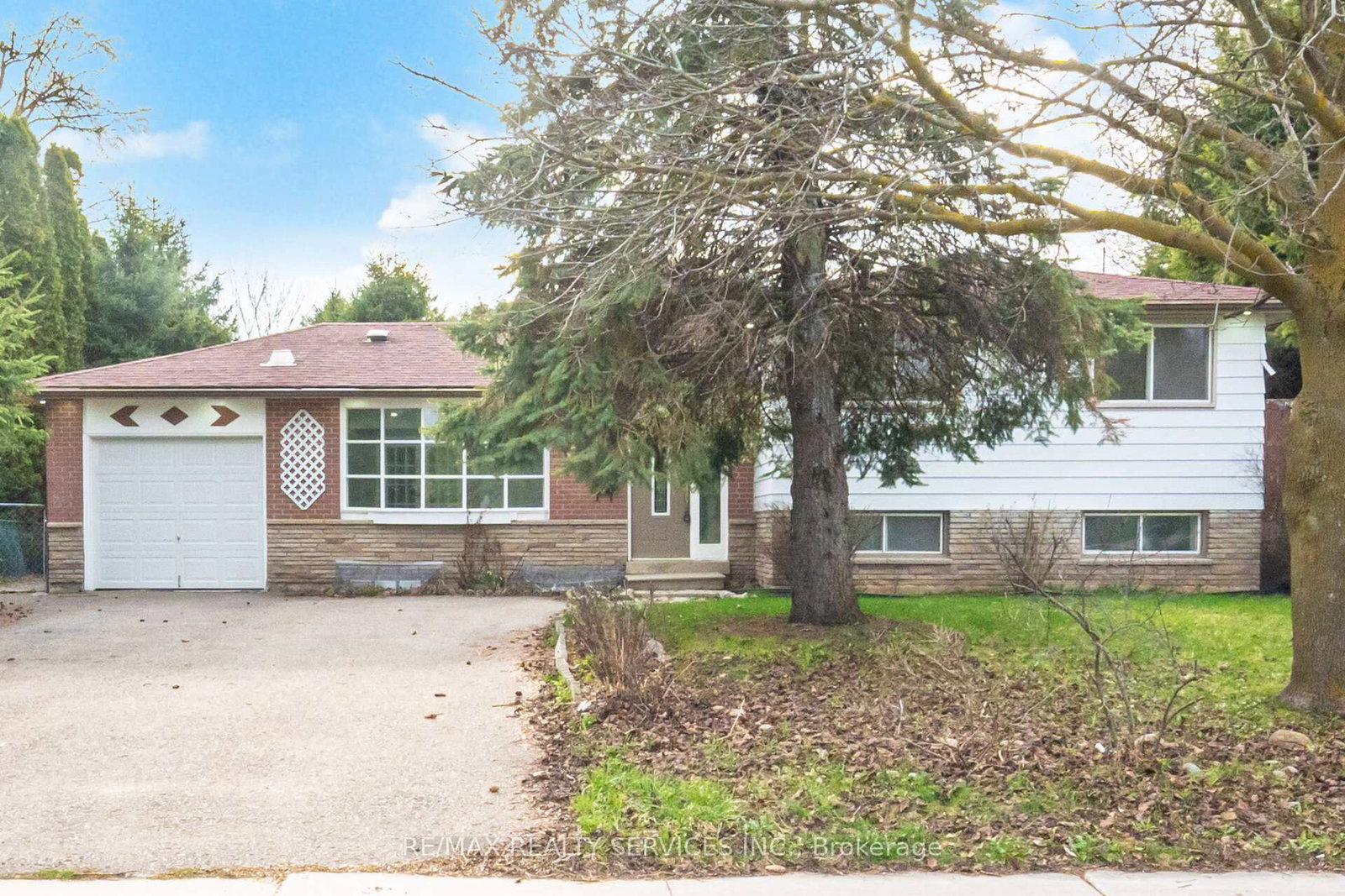 15-lawrence-avenue-orangeville-ontario-w13035842
